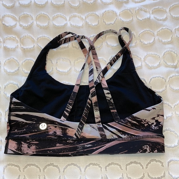 Lululemon Energy Bra size 8 - Picture 2 of 2